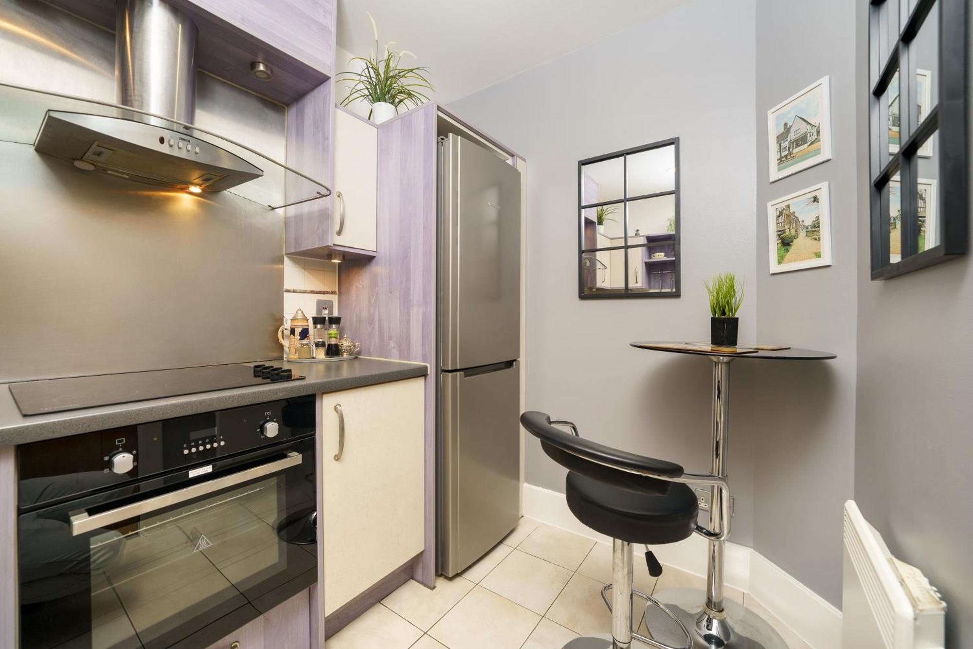 St George Thames Apartment Лондон Екстер'єр фото